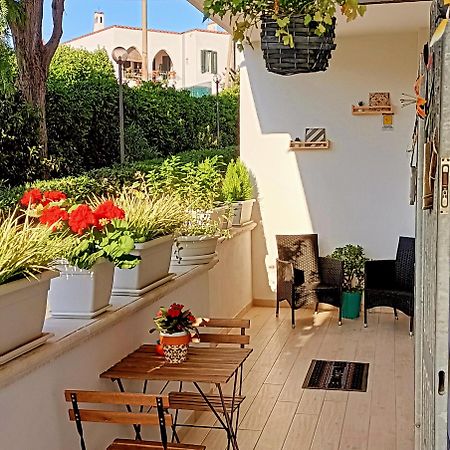 L'Alba Sullo Jonio Bed & Breakfast Taranto Exterior foto