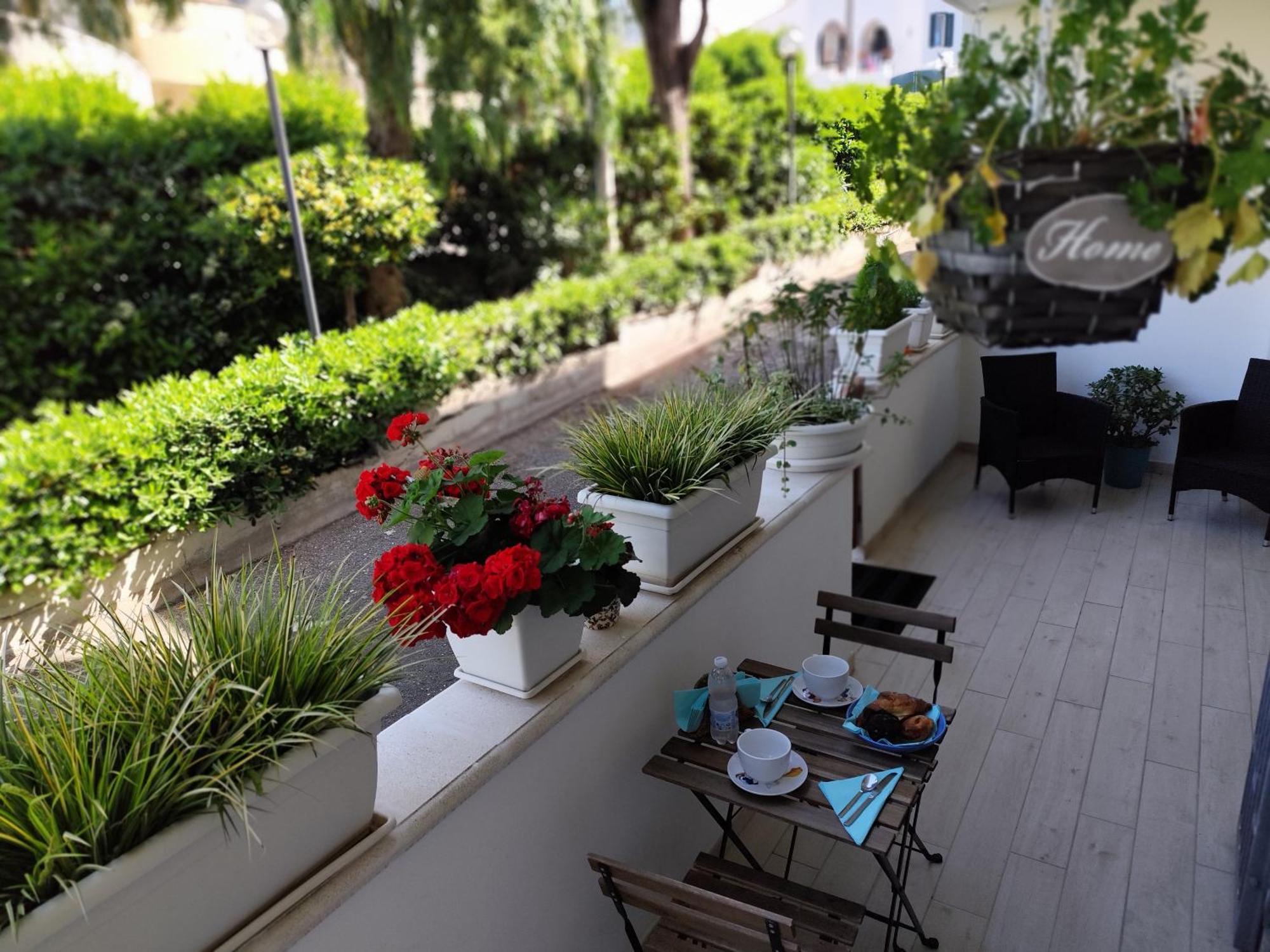 L'Alba Sullo Jonio Bed & Breakfast Taranto Exterior foto
